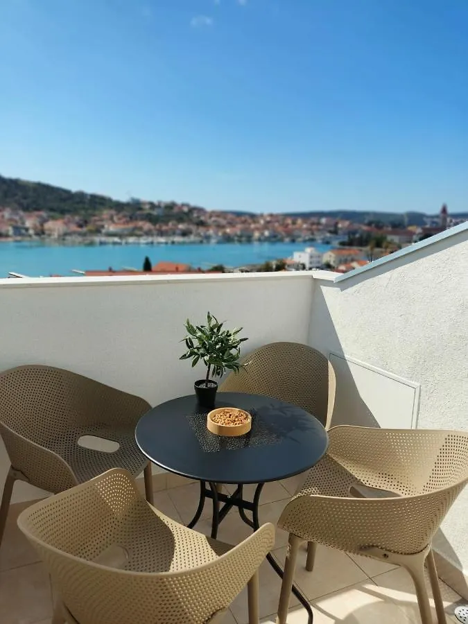 Sunset View Apartment - Cozy Apartment With Stunning Panoramic View Traù