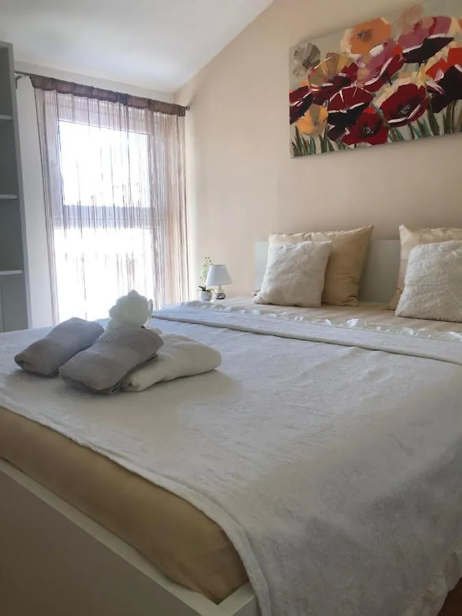Sunset View Apartment - Cozy Apartment With Stunning Panoramic View Traù Croazia