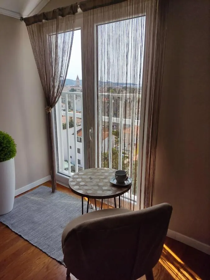 Sunset View Apartment - Cozy Apartment With Stunning Panoramic View Traù