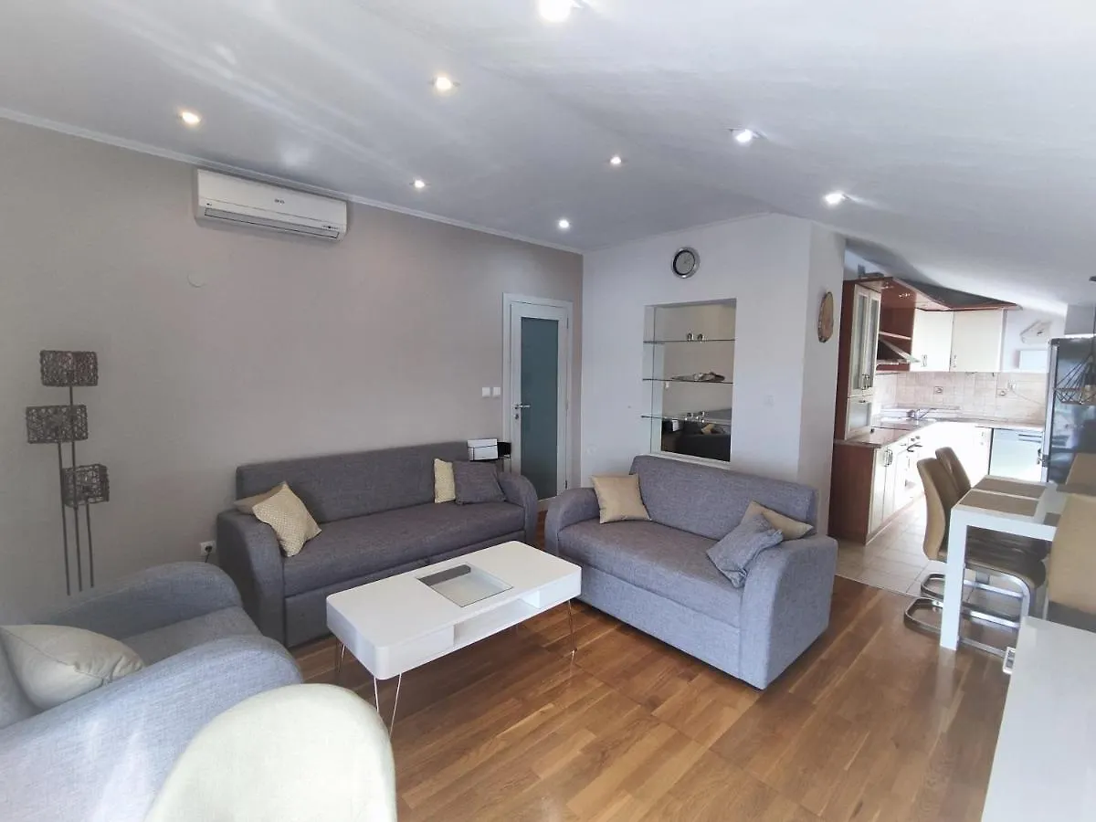 Sunset View Apartment - Cozy Apartment With Stunning Panoramic View Traù 0*,