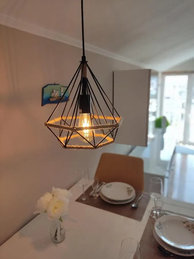 Sunset View Apartment - Cozy Apartment With Stunning Panoramic View Traù Croazia