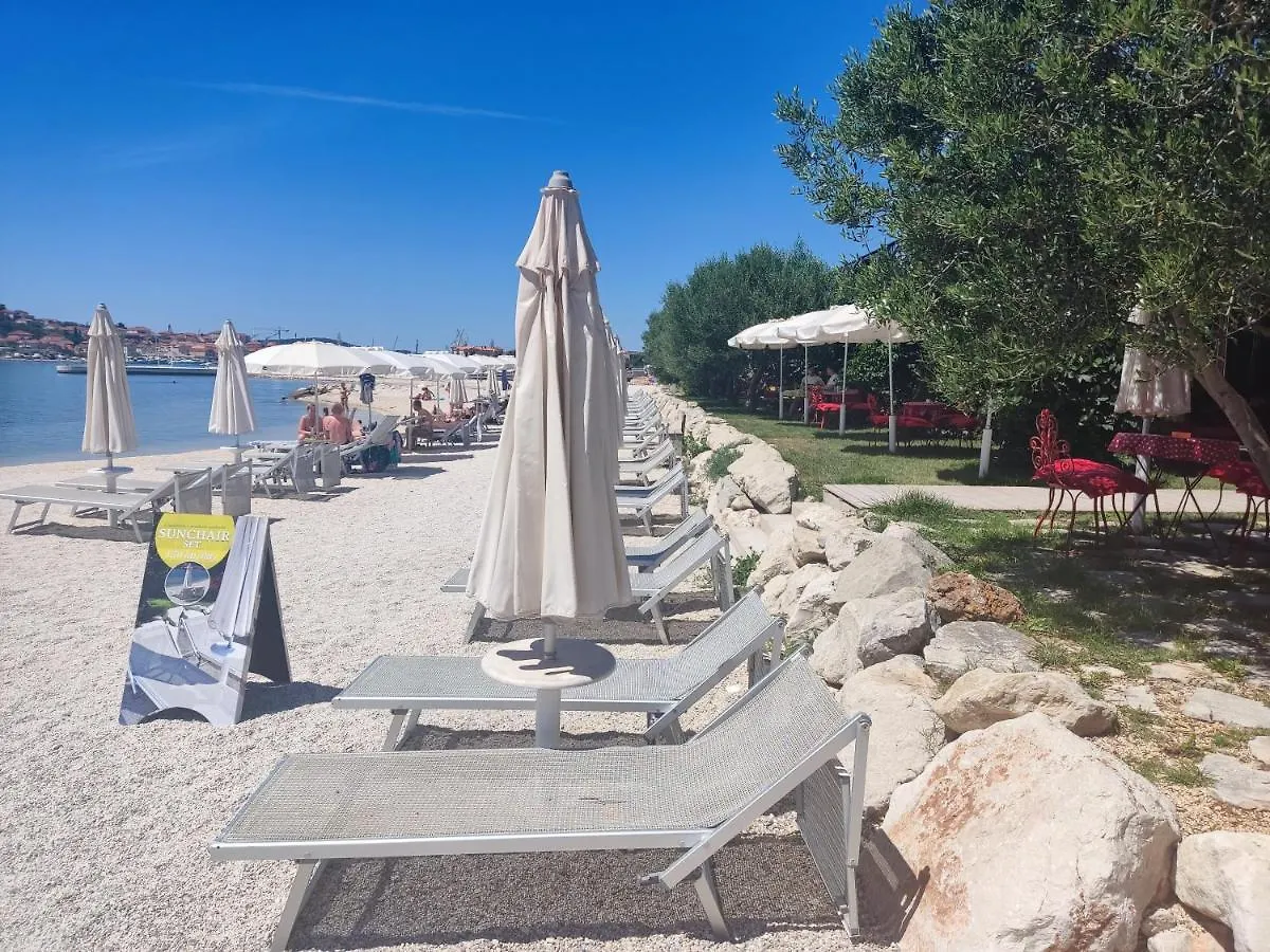 Sunset View Apartment - Cozy Apartment With Stunning Panoramic View Traù 0*,  Croazia